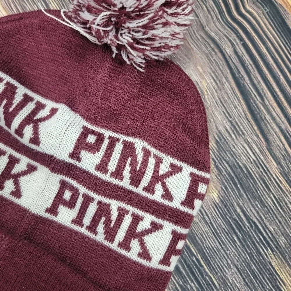 VS Pink OS pom-pom hat